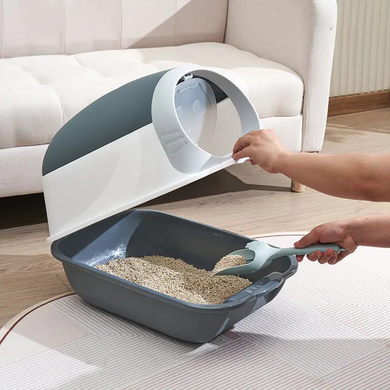 Closed Cat Litter Box with Antibacterial Features